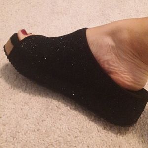 Black, sparkling, 2" sole